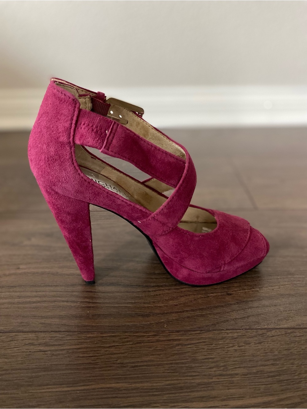NWT Michael Kors Magenta Suede Crisscross High Heel Pump